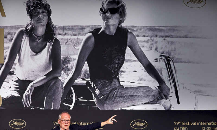 Indie films race for Cannes top  prize with big studios absent