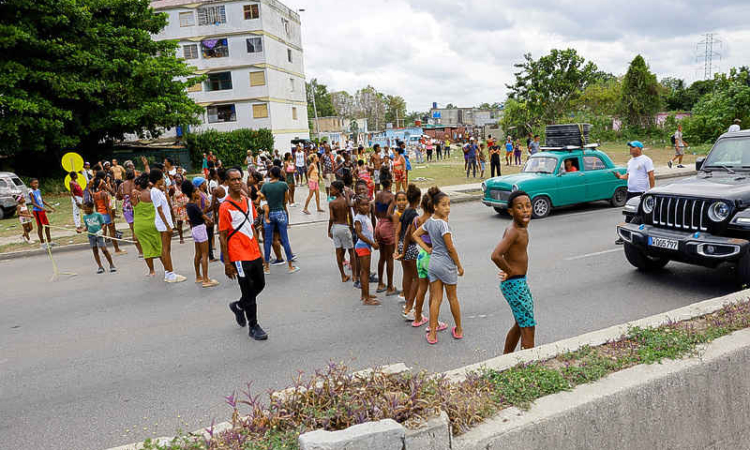       Cuba's electrical grid suffers  partial collapse as protests flare