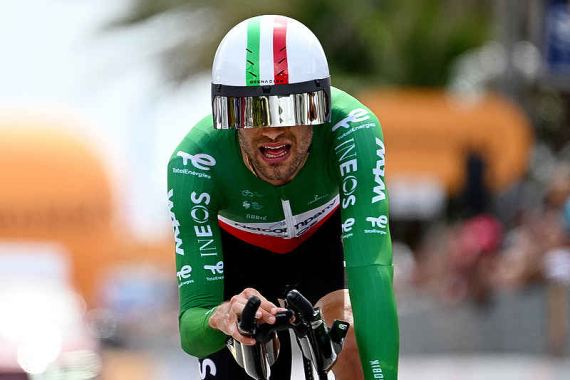 Ganna wins Giro stage 10 time trial, Vingegaard fails to take pink