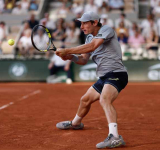 Djokovic battles past French hope Royer to reach third round
