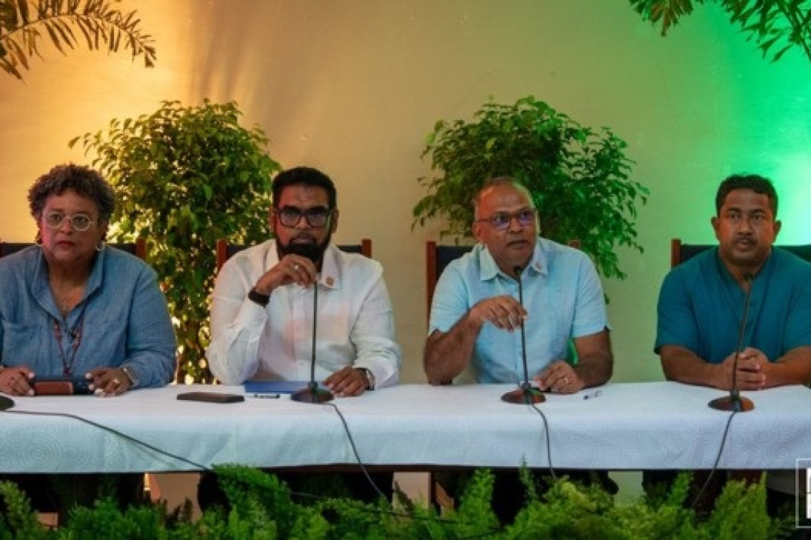       Guyana, Barbados creating investment fund  as travel becomes easier with digital ID card