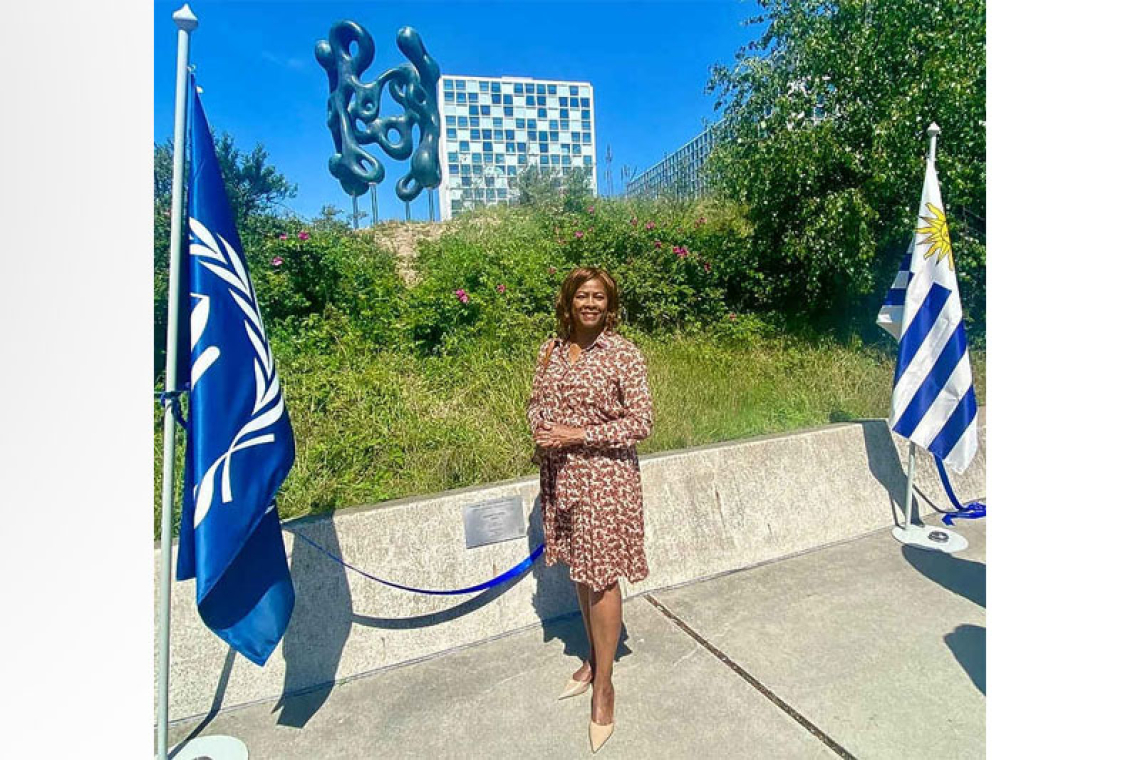 Arrindell attends unveiling Uruguay’s  Human Tribe Totem at ICC The Hague