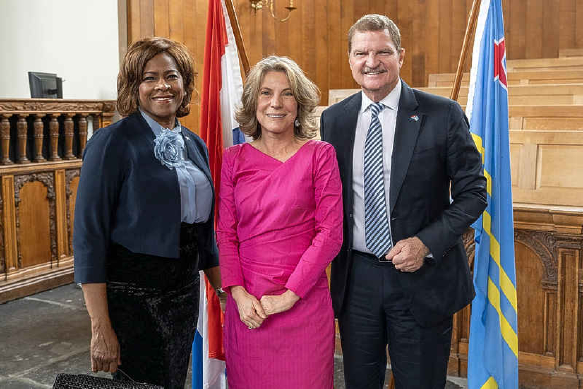 Arrindell attends Hague reception for  Aruba’s new Minister Plenipotentiary