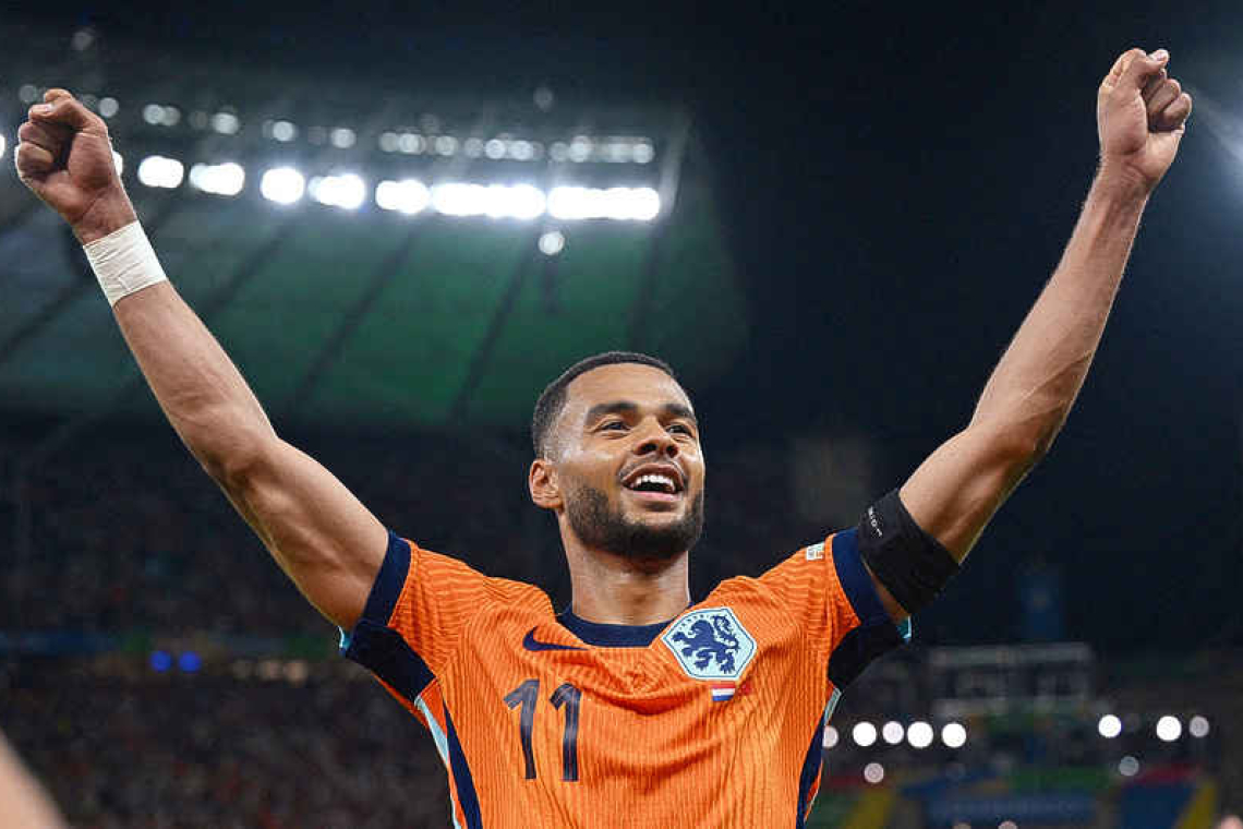 Two penalties hand Dutch unconvincing win over Uzbekistan
