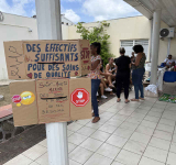  French side hospital staff on  strike over working conditions