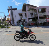 Powerful Philippine earthquake leaves at  least 32 feared dead, survivors recount fear