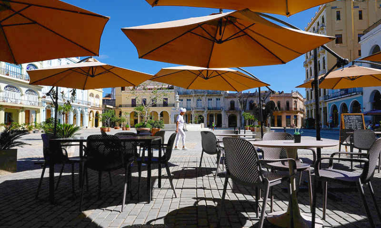       At Cuba's once bustling tourist sites,  foreign visitors are increasingly scarce