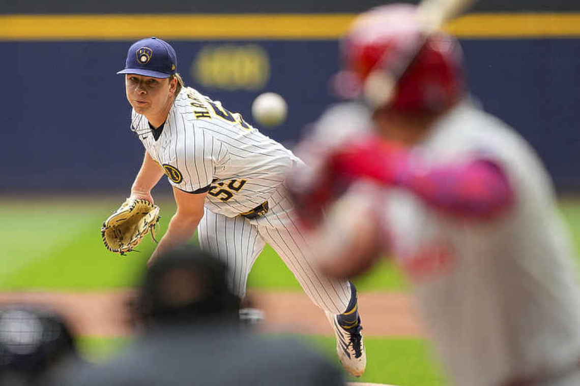  Kyle Harrison bests Cristopher Sanchez as Brewers blank Phillies