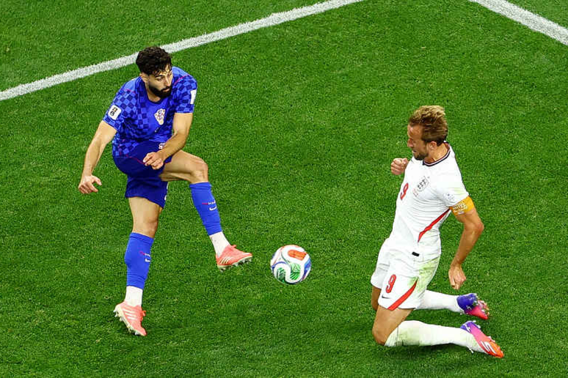 England beat Croatia 4-2 as Kane scores twice