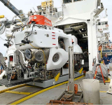 Submersible that explored  Titanic visits for maintenance