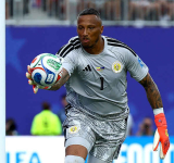 Fifteen saves, one point: Room leads Curacao to World Cup history