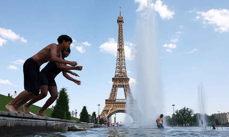At least 18 dead in France,  including children in hot car