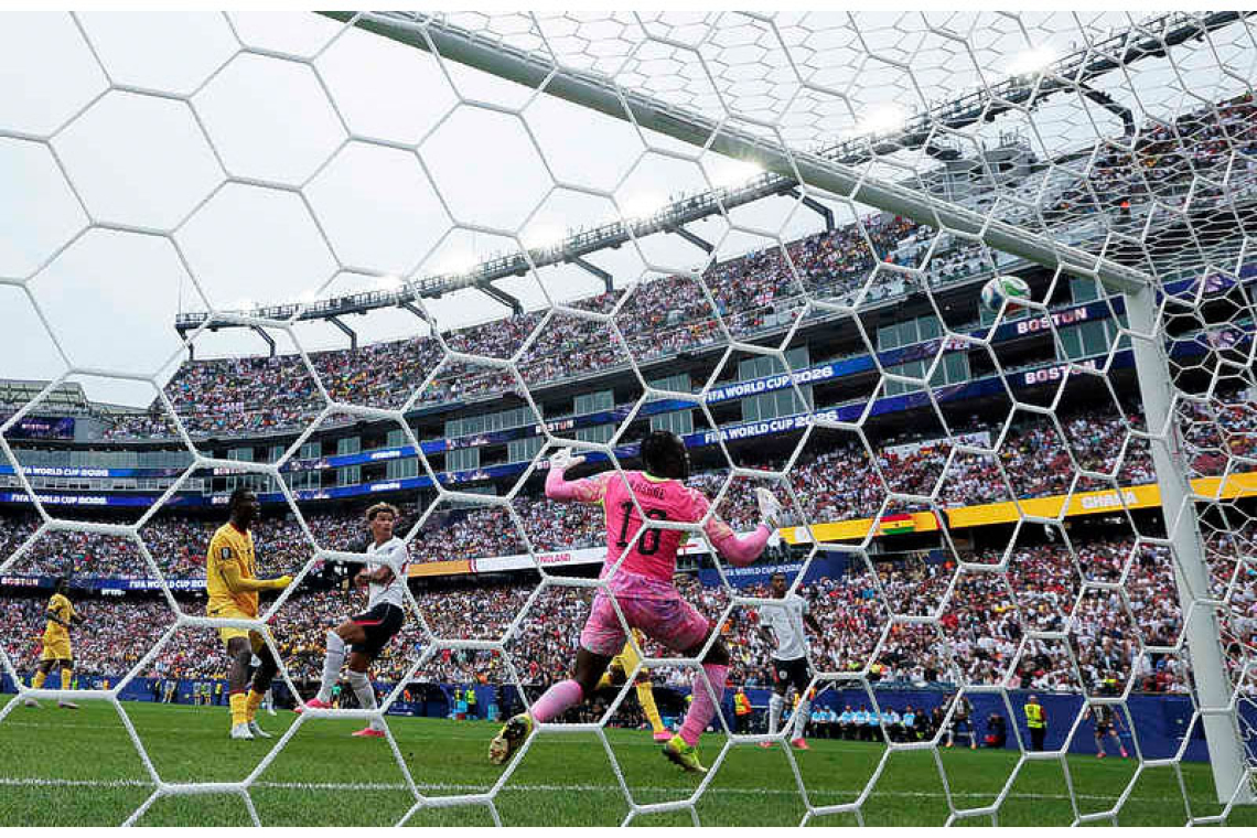 England hit crossbar late in  goalless draw with Ghana