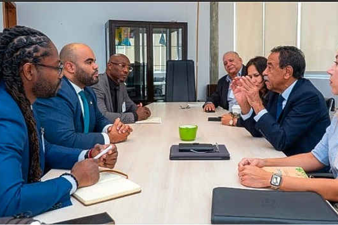 VROMI, Kadaster strengthen ties with  Aruba on infrastructure management