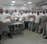 Prisoners learn to  bake sweet bread