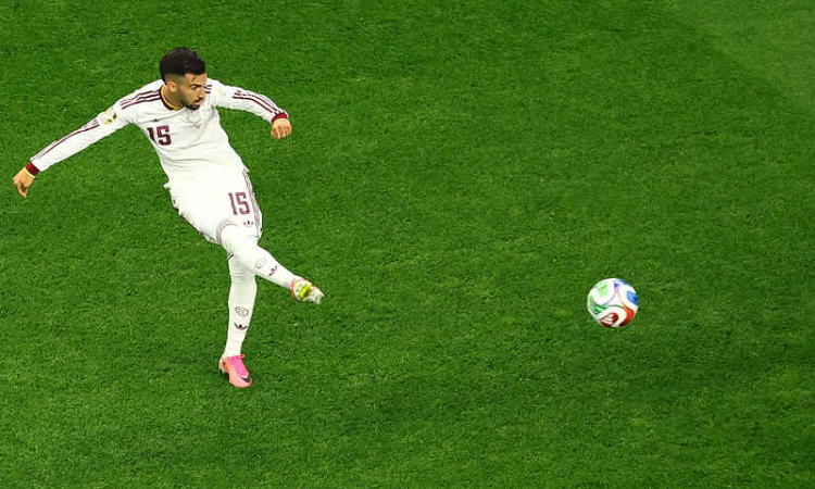   Spain bank on midfield control to contain French Fab Four