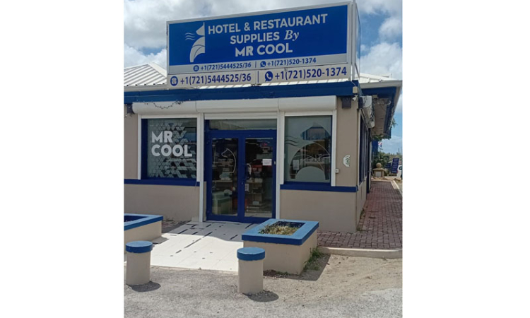 Employees escape during  armed robbery at Mr. Cool