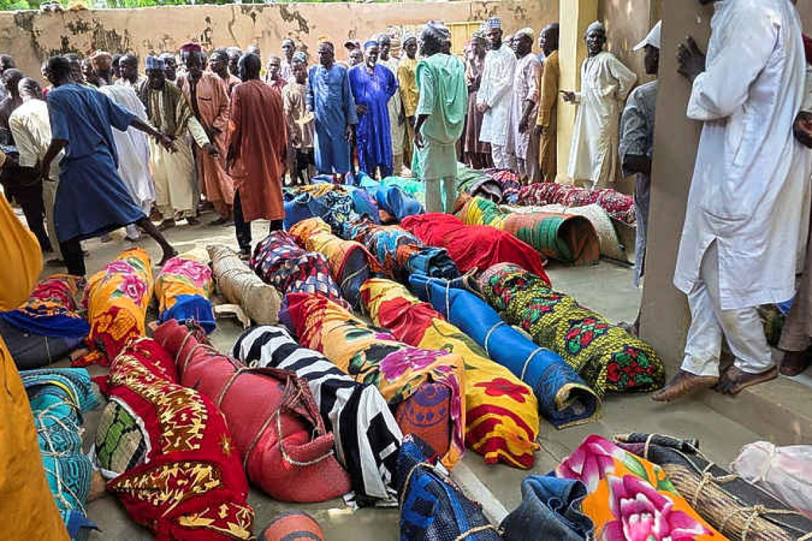 At least 50 killed, mostly children, as overloaded boat capsizes in Nigeria