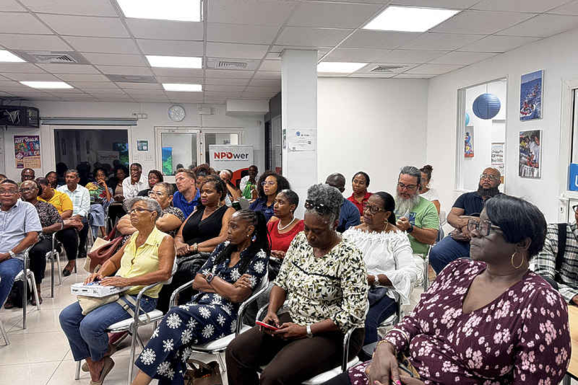 How do we hold up the people holding up St. Maarten?