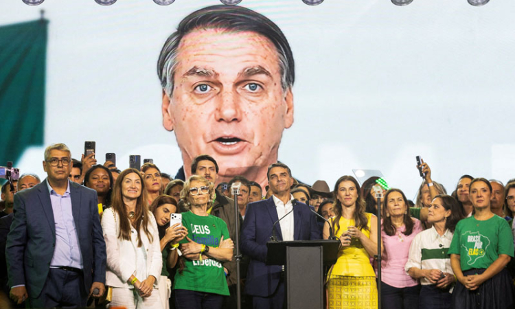 Brazil races to rein in  AI weeks before election