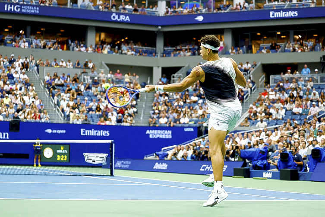 Medvedev, Pegula, Shelton advance as rain disrupts US Open schedule