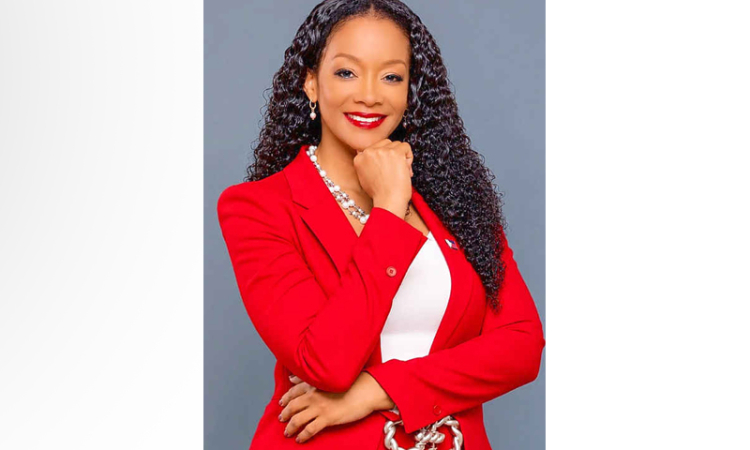 Romou launches children’s book  celebrating St. Maarten’s identity