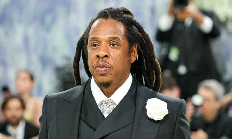 Jay-Z accuser recants rape  allegation against the rapper