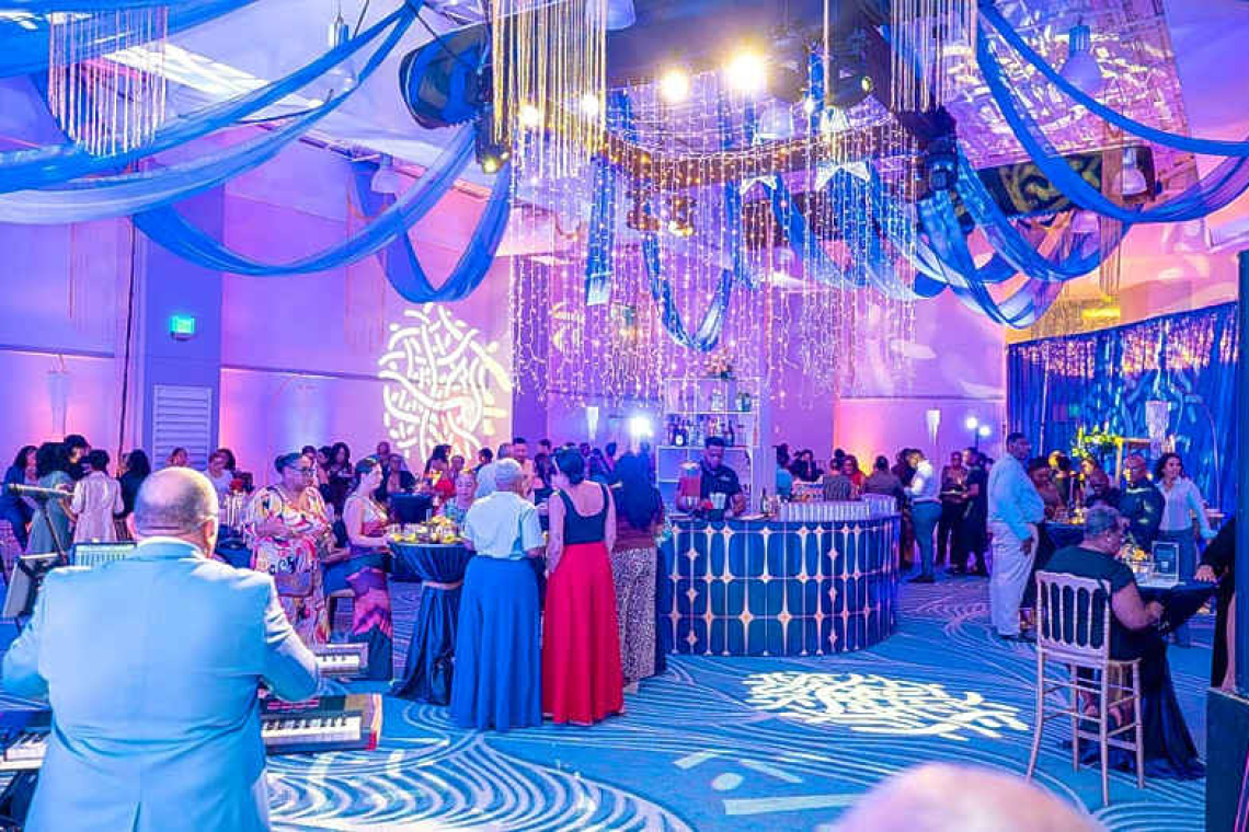 Renaissance unveils  its renovated atrium