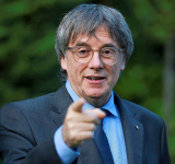 Catalan separatist to return home  after top court lifts arrest warrant