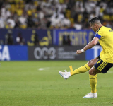 Ronaldo on target as Al-Nassr win 3-1 after security delay
