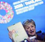 IMF calls for America to cut deficits amid bond  woes, urges China to shift away from exports