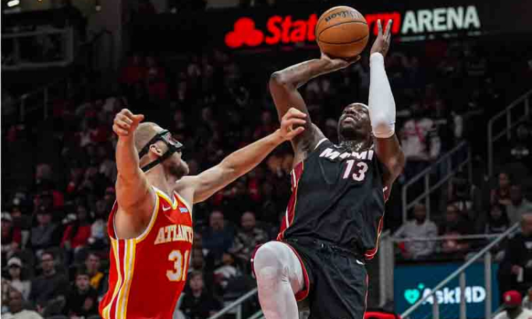 Bam Adebayo, Heat topple Hawks for first win of season